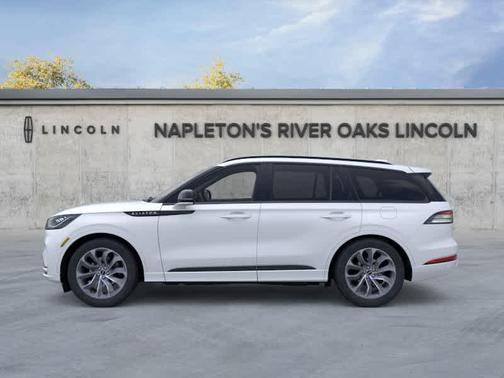 pristine white metallic tri-coat 2026 Lincoln Aviator Premiere