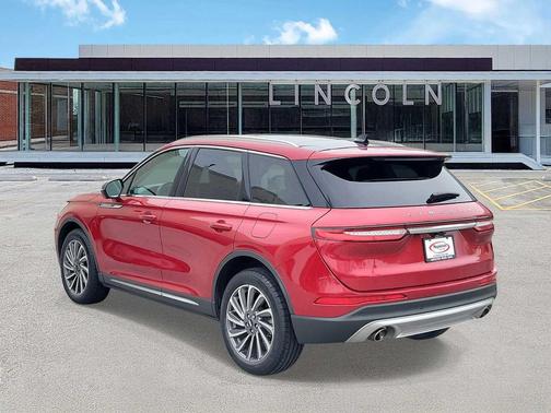 Red Carpet Metallic Tinted Clearcoat 2023 Lincoln Corsair Reserve