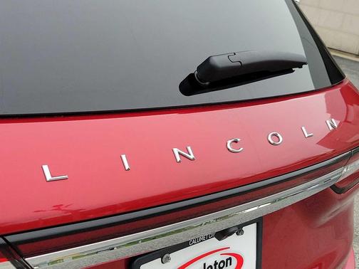 Red Carpet Metallic Tinted Clearcoat 2023 Lincoln Corsair Reserve