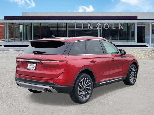 Red Carpet Metallic Tinted Clearcoat 2023 Lincoln Corsair Reserve