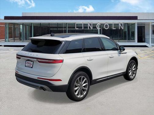 2022 Lincoln Corsair Standard