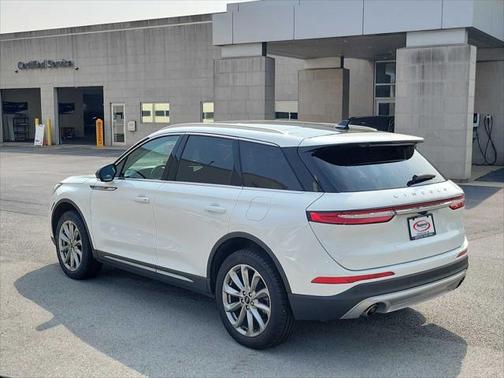 2022 Lincoln Corsair Standard