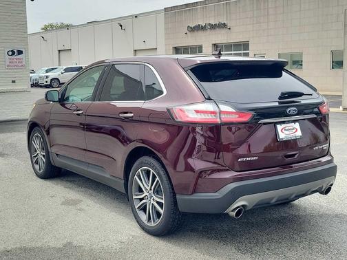 Burgundy Velvet Metallic Tinted Clearcoat 2020 Ford Edge Titanium