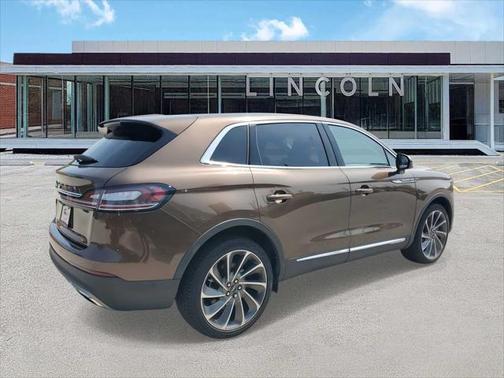 2022 Lincoln Nautilus Reserve