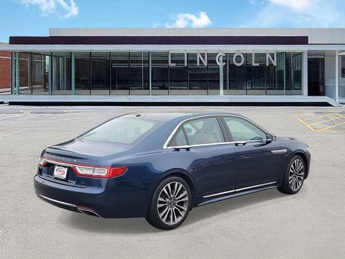 2017 Lincoln Continental Select