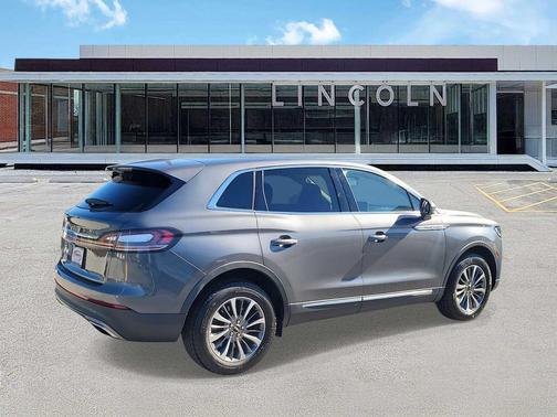 2022 Lincoln Nautilus Standard