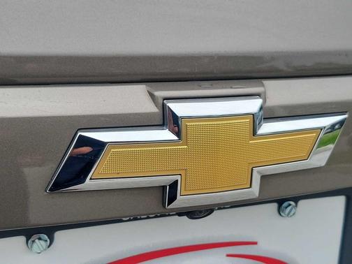 Stone Gray Metallic 2021 Chevrolet Trax LS