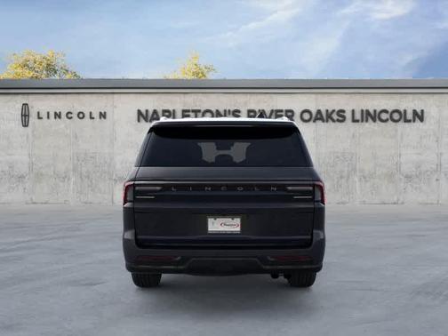 INFINITE BLACK MET CC 2026 Lincoln Navigator Reserve