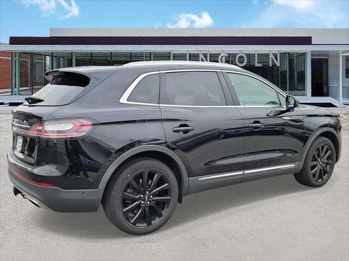 2021 Lincoln Nautilus Reserve