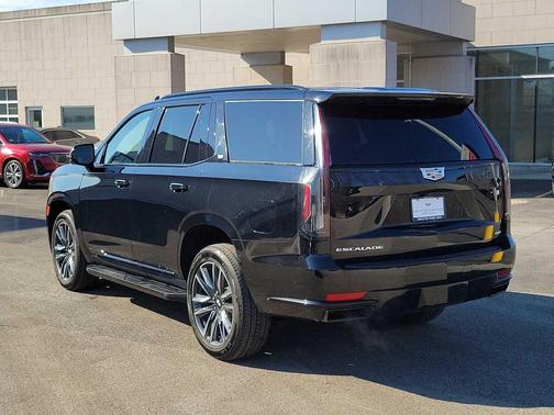 2024 Cadillac Escalade Sport