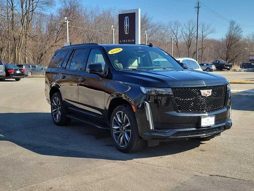 2024 Cadillac Escalade Sport