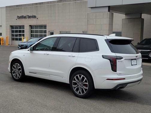 2023 Cadillac XT6 Sport AWD