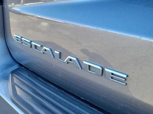 2022 Cadillac Escalade ESV Sport Platinum