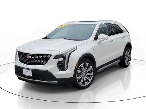 Crystal White Tricoat 2023 Cadillac XT4 Premium Luxury