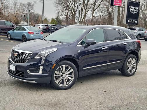 2022 Cadillac XT5 Premium Luxury
