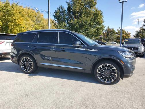 2022 Lincoln Aviator Reserve AWD