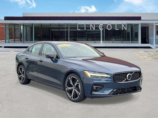 Denim Blue Metallic 2024 Volvo S60 B5 Plus Dark Theme