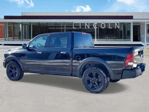 2024 RAM 1500 Classic Warlock Crew Cab 4x4 5'7' Box