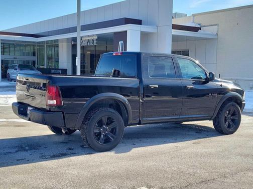 2024 RAM 1500 Classic Warlock Crew Cab 4x4 5'7' Box