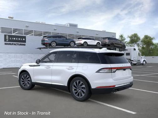 PRISTINE WHITE MET 3C 2026 Lincoln Aviator Premiere