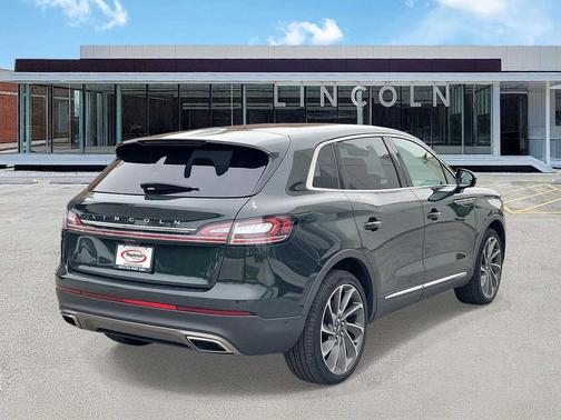 Gilded Green Metallic Clearcoat 2023 Lincoln Nautilus Reserve
