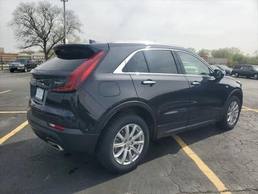 2023 Cadillac XT4 Luxury