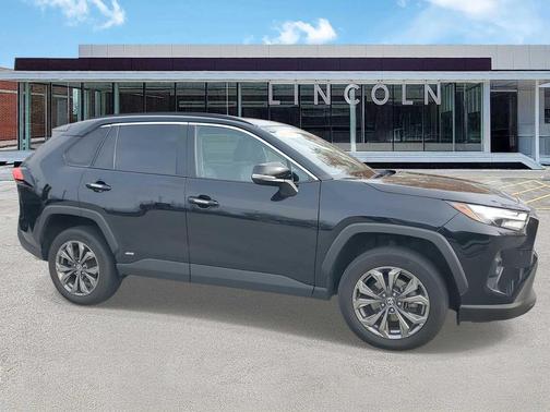 2022 Toyota RAV4 Hybrid XLE Premium