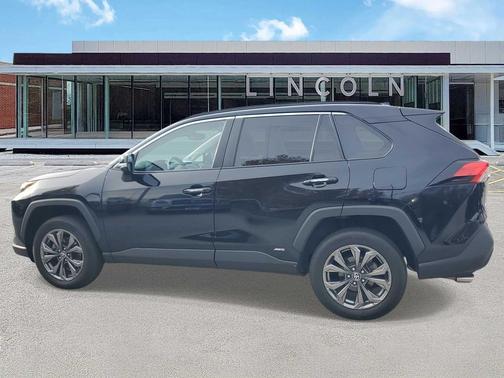 2022 Toyota RAV4 Hybrid XLE Premium