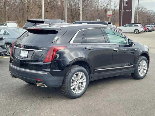 2022 Cadillac XT5 Luxury