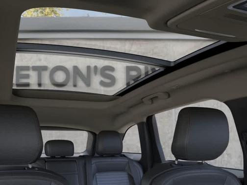 White Platinum Metallic Tri-Coat 2026 Lincoln Nautilus Reserve