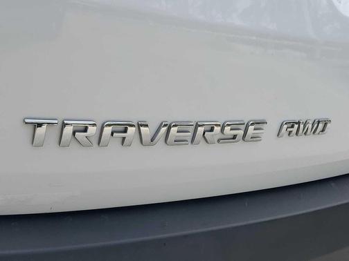 2021 Chevrolet Traverse LT Leather