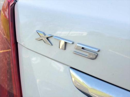 2022 Cadillac XT5 Luxury