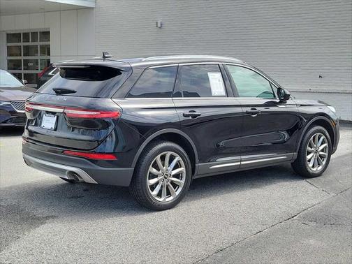 2022 Lincoln Corsair Standard