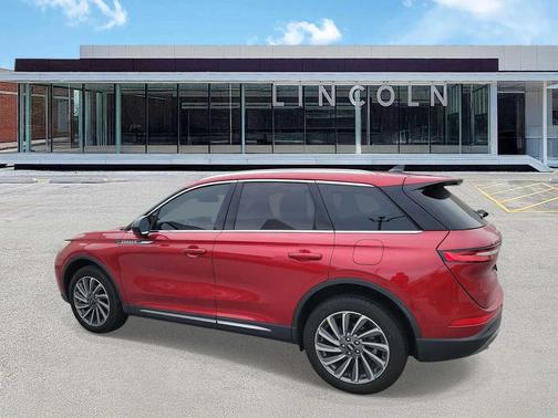 Red Carpet Metallic Tinted Clearcoat 2023 Lincoln Corsair Reserve
