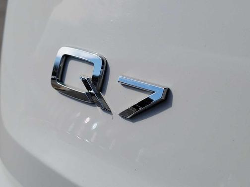 2023 Audi Q7 55 Premium Plus
