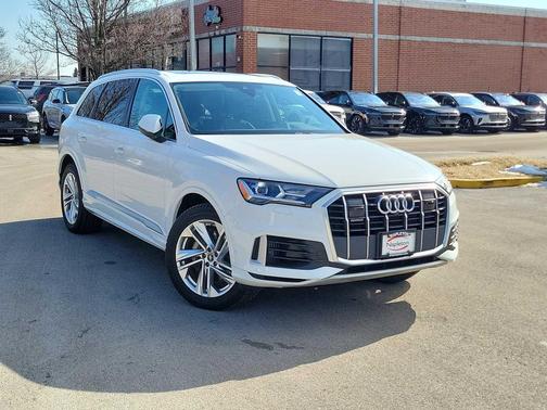 2023 Audi Q7 55 Premium Plus
