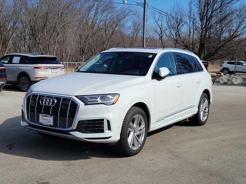 2023 Audi Q7 55 Premium Plus