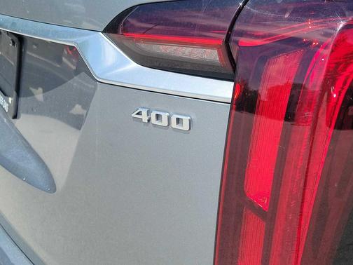 Argent Silver Metallic 2023 Cadillac XT6 Premium Luxury AWD