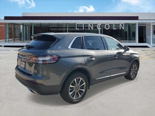 2022 Lincoln Nautilus Standard