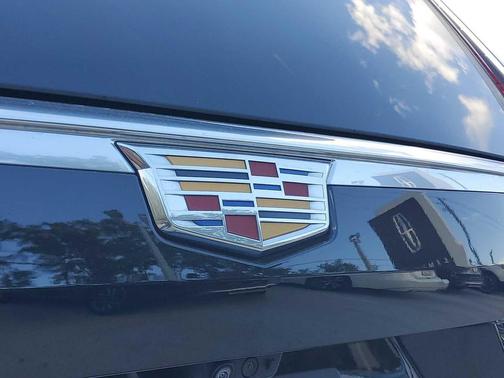 2023 Cadillac Escalade ESV Premium Luxury
