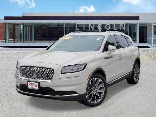 Ceramic Pearl Metallic Tinted Clearcoat 2023 Lincoln Nautilus Reserve