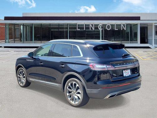 Infinite Black Metallic Clearcoat 2023 Lincoln Nautilus Reserve