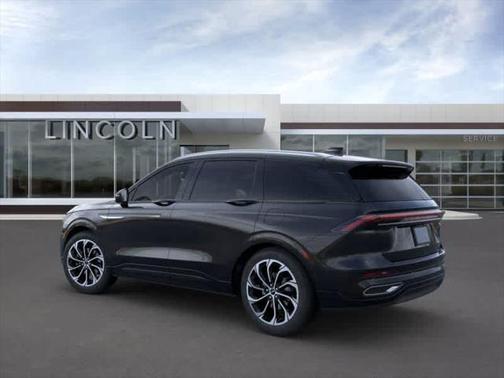 2025 Lincoln Nautilus Reserve
