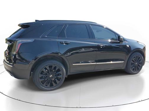 2021 Cadillac XT5 Sport