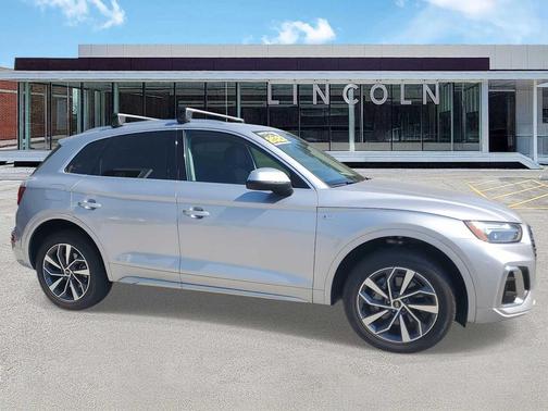 2023 Audi Q5 45 S line Premium Plus