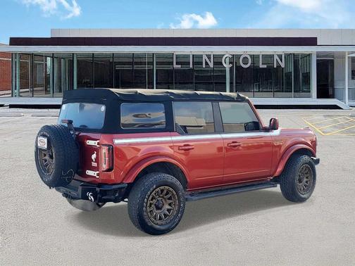 2022 Ford Bronco Outer Banks