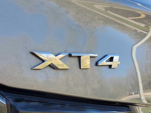 2023 Cadillac XT4 Sport