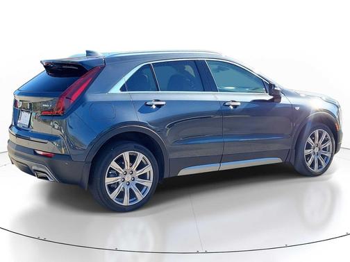 2021 Cadillac XT4 Premium Luxury