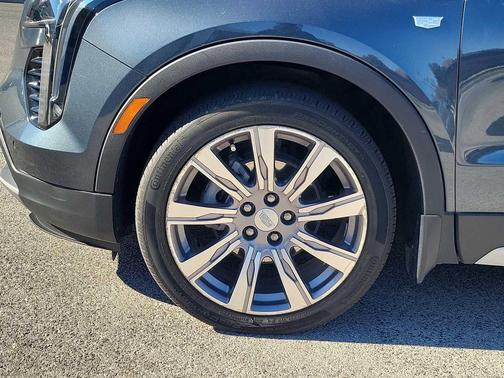 2021 Cadillac XT4 Premium Luxury