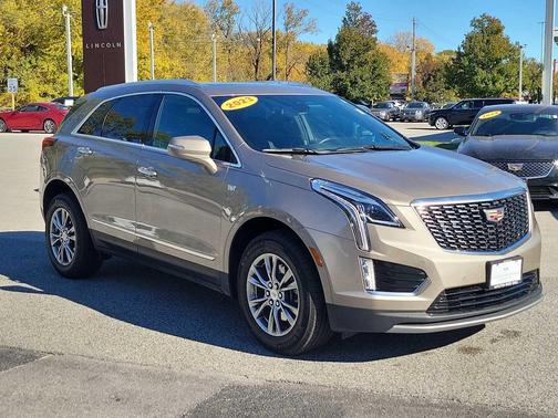 2023 Cadillac XT5 Premium Luxury